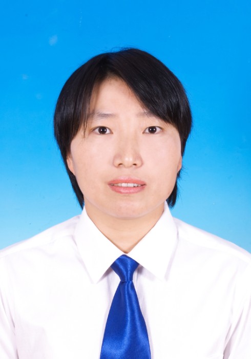 M05022 杨红燕  职称 主管中药师 党员.jpg